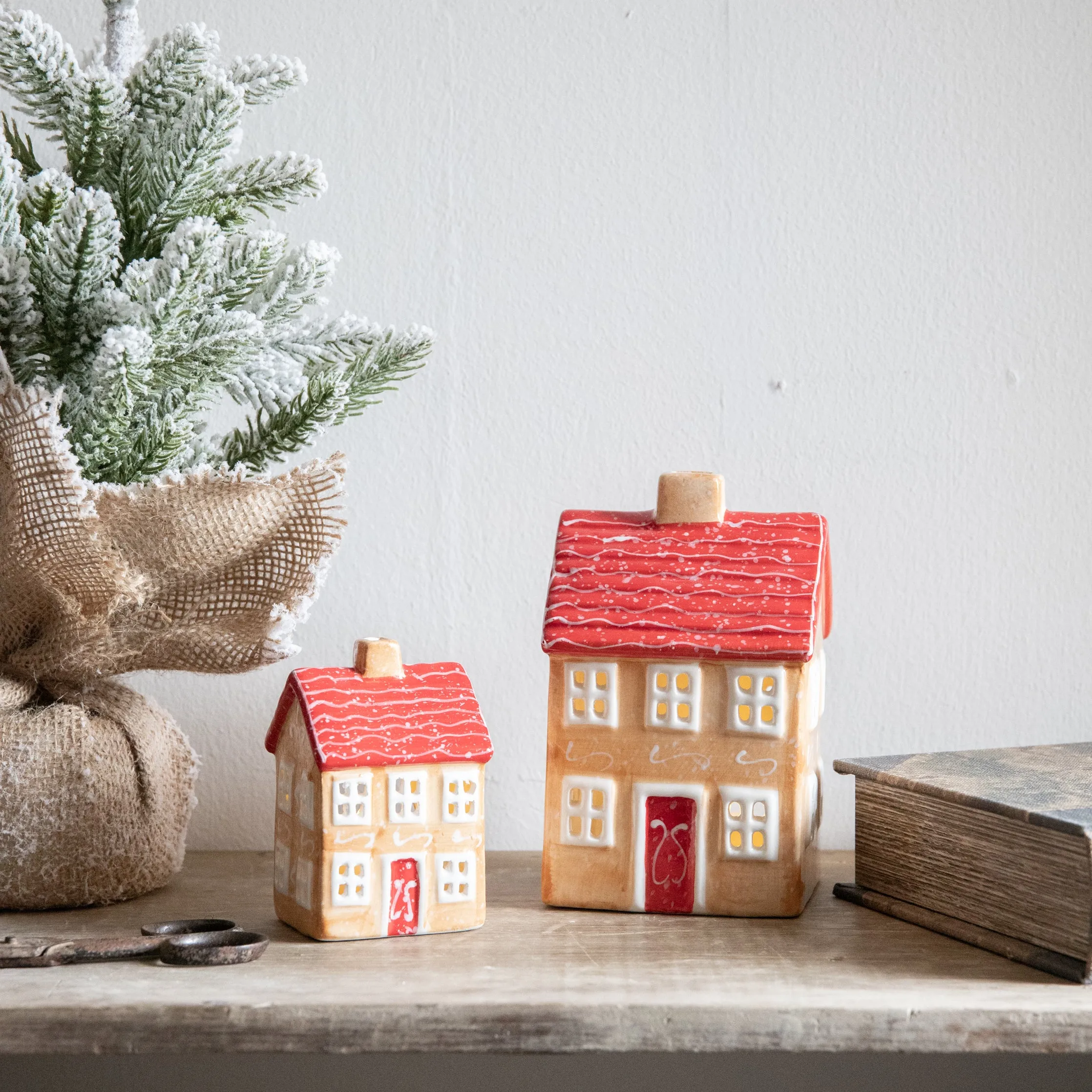 Gingerbread Tealight House